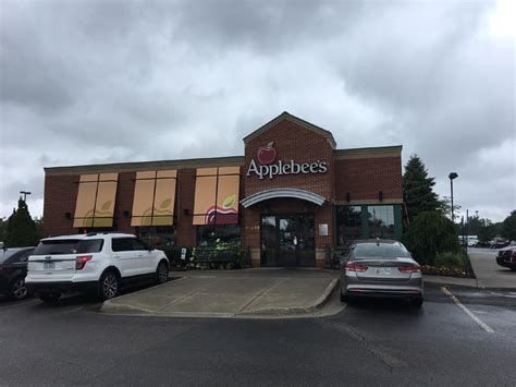 applebee's in dearborn